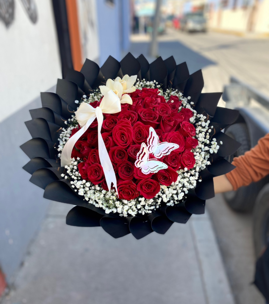 50 Roses Propsal Ramo Ramo de 50 rosas – FLORISTERÍA ORQUÍDEA